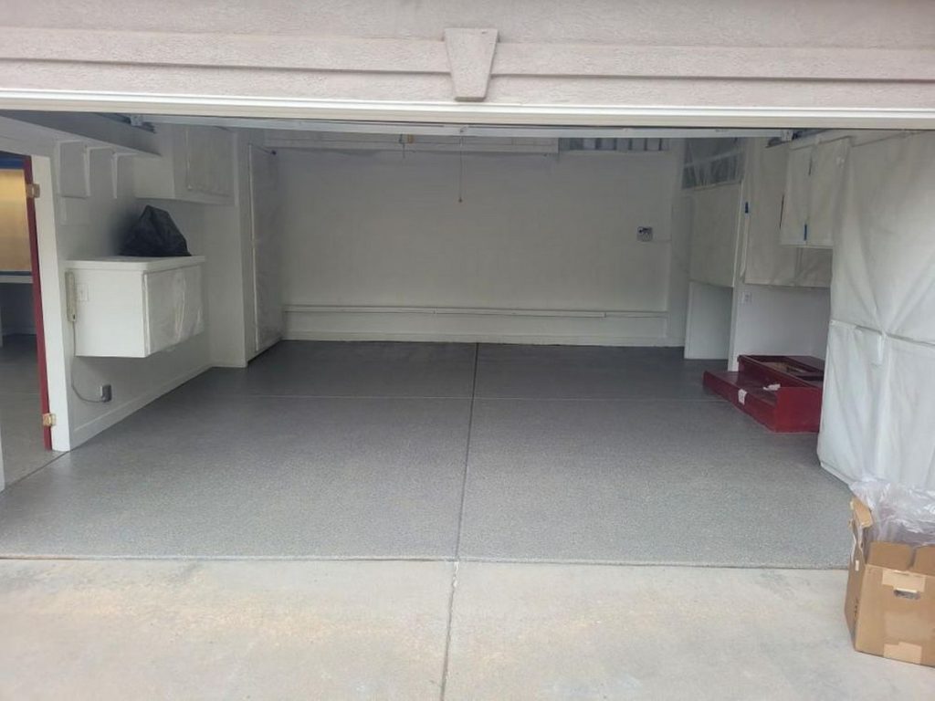 Durable epoxy garage flooring in Loveland, CO.