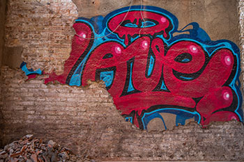 Denver anti-graffiti coating installation in CO near 80011
